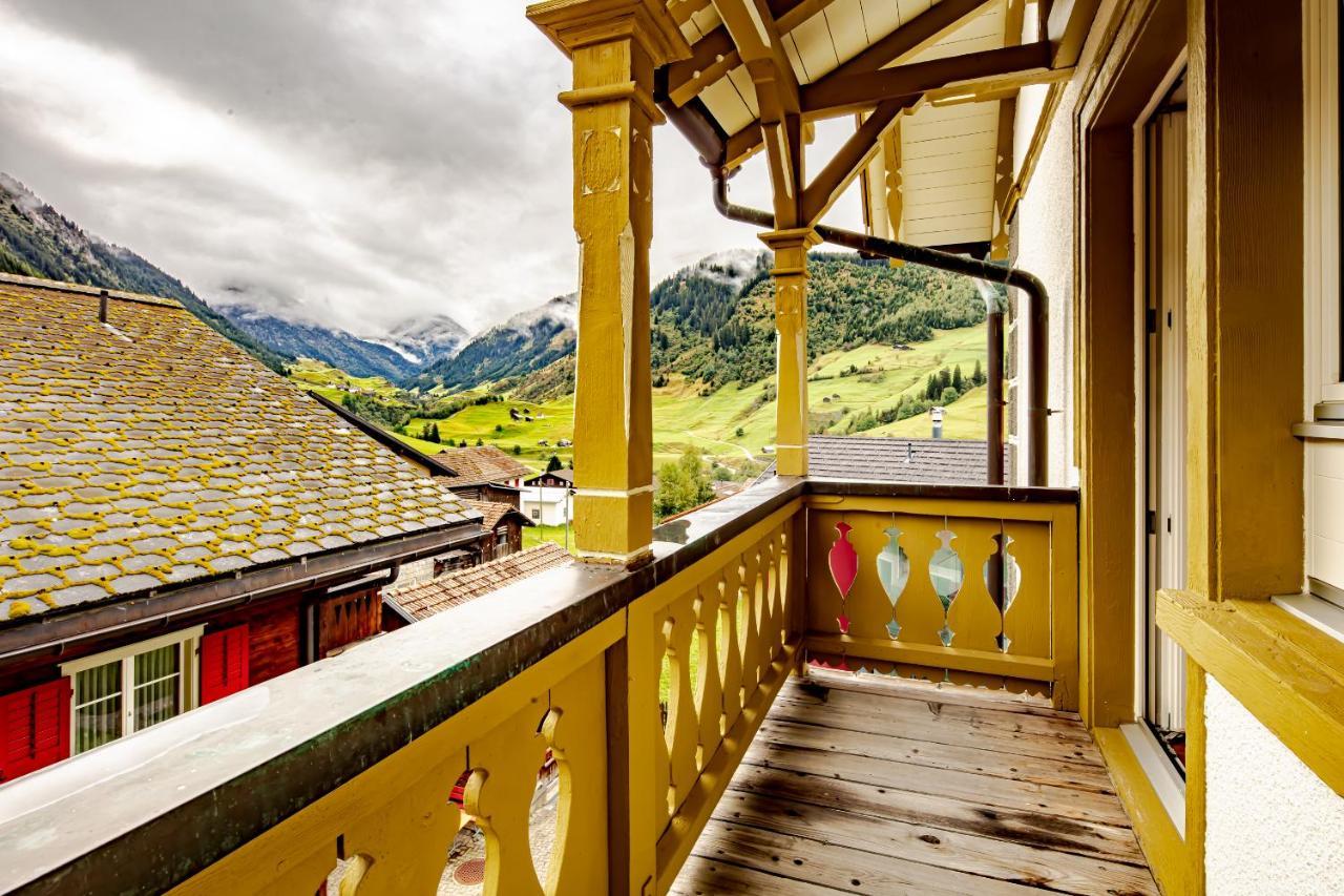 Hotel Vallatscha Curaglia Buitenkant foto
